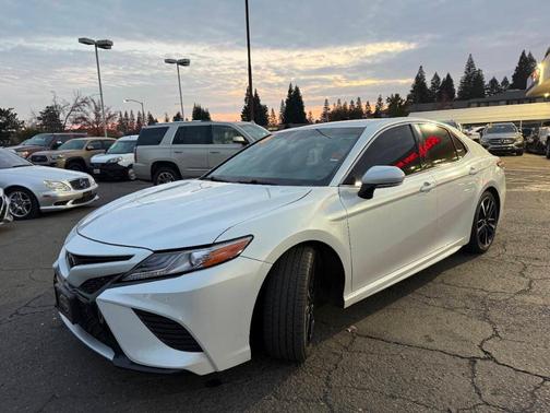2018 Toyota Camry XSE