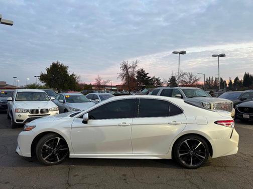 2018 Toyota Camry XSE