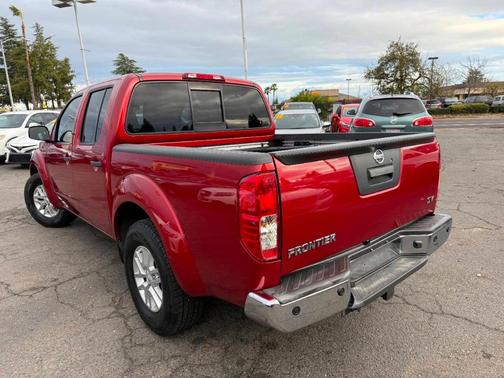 2016 Nissan Frontier SV