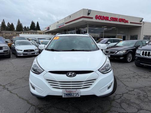 2015 Hyundai TUCSON SE