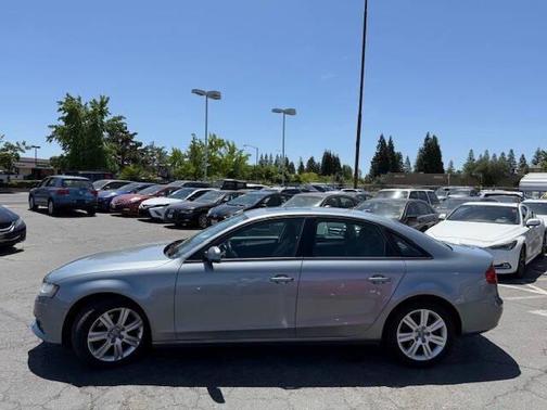 2010 Audi A4 2.0T Premium quattro