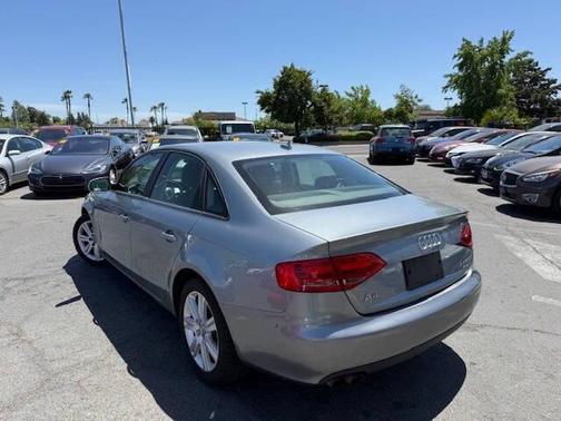 2010 Audi A4 2.0T Premium quattro
