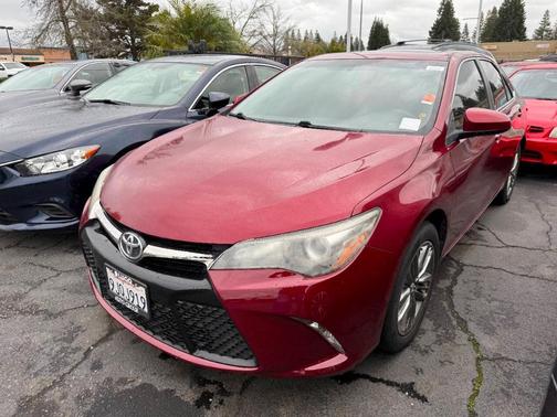 2017 Toyota Camry SE