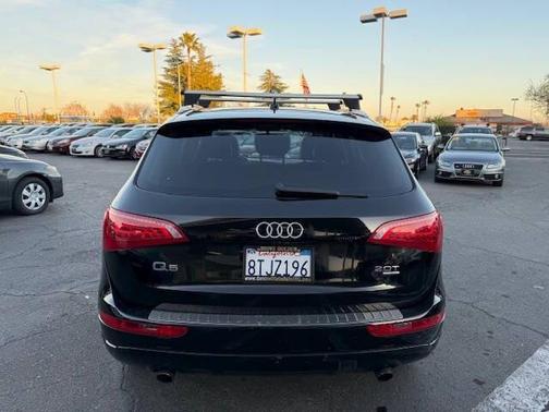 2011 Audi Q5 2.0T Premium Plus