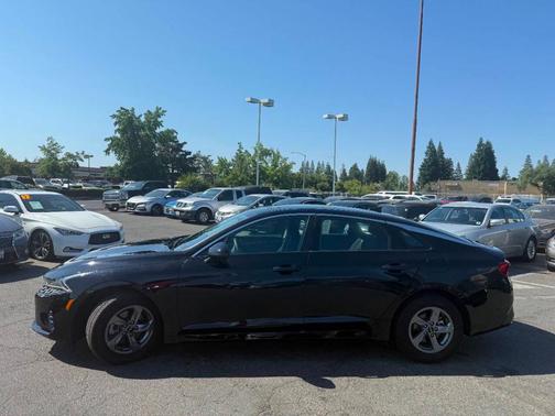 2023 Kia K5 LXS