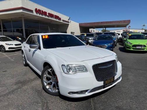 2017 Chrysler 300C Platinum