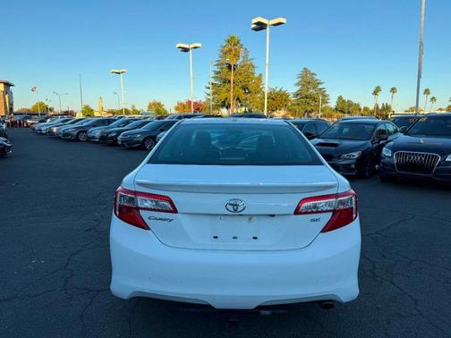 2013 Toyota Camry SE