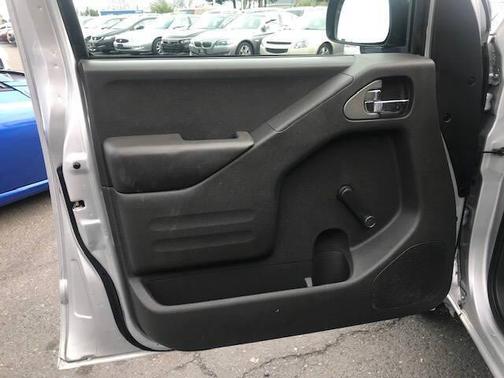 2016 Nissan Frontier S