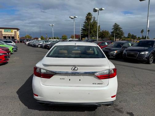2016 Lexus ES 350 Base