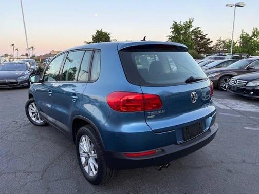 2017 Volkswagen Tiguan Limited 2.0T