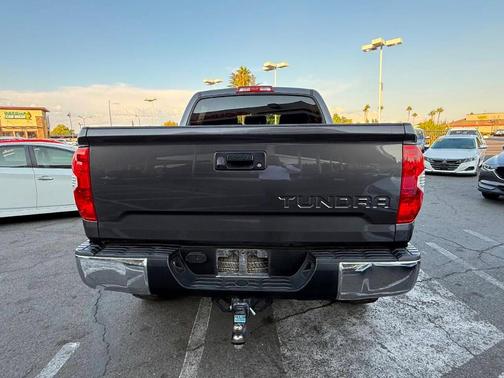 2015 Toyota Tundra SR5