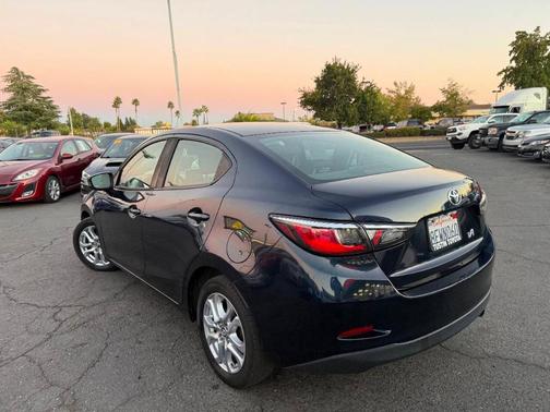 2018 Toyota Yaris iA Base