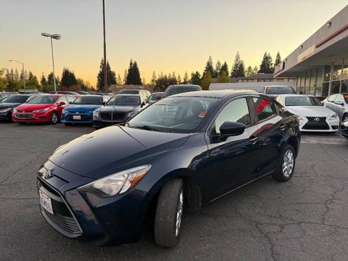 2018 Toyota Yaris iA Base