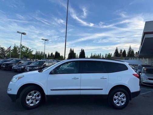 2009 Chevrolet Traverse LS