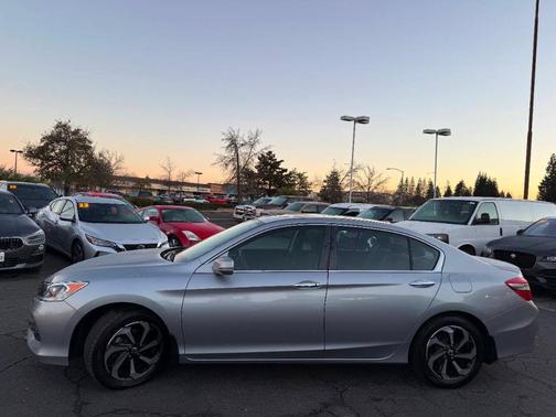 2017 Honda Accord EX
