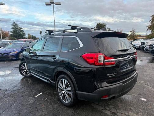 2019 Subaru Ascent Limited 8-Passenger