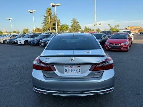 2017 Honda Accord Hybrid Touring