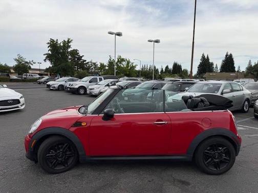 2013 MINI Convertible Cooper