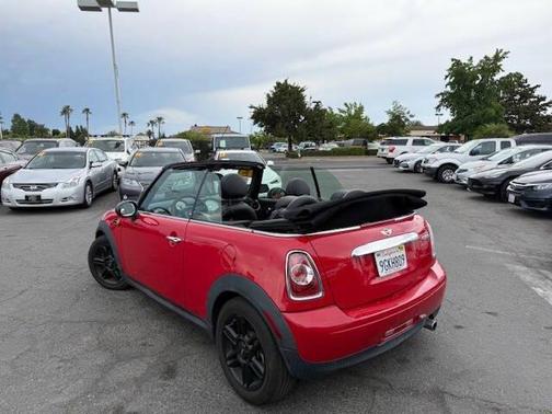 2013 MINI Convertible Cooper