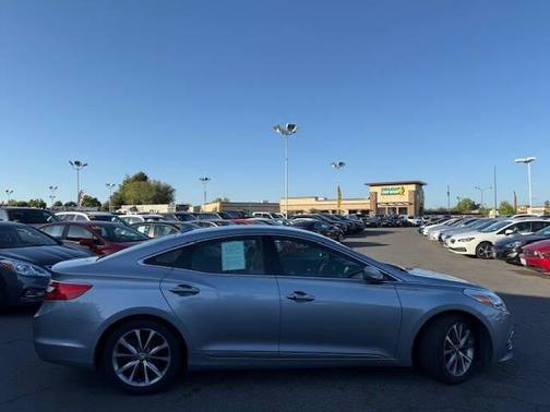 2016 Hyundai Azera Base