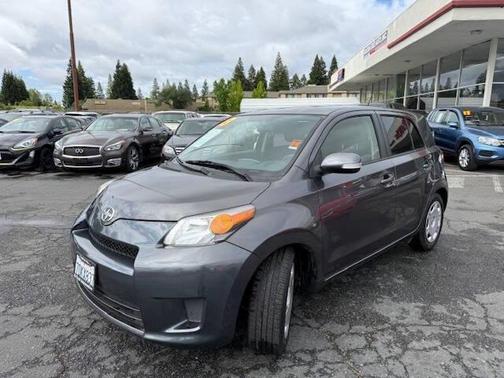 2013 Scion xD Base