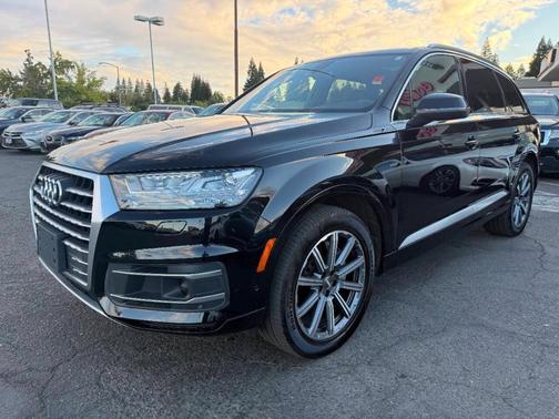 2019 Audi Q7 45 Premium Plus