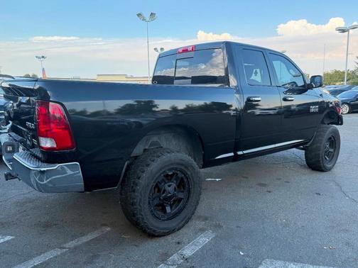 2017 RAM 1500 SLT