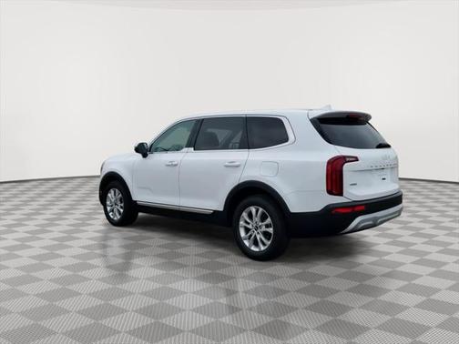 2022 Kia Telluride LX
