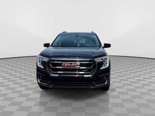 2024 GMC Terrain AWD AT4