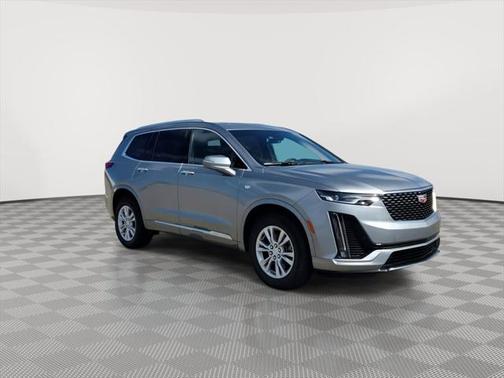 2025 Cadillac XT6 Luxury AWD