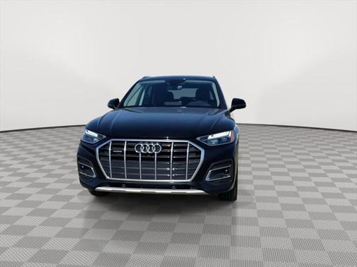 2023 Audi Q5 40 Premium