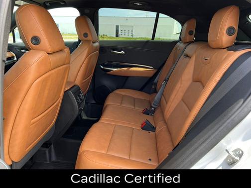 Crystal White Tricoat 2024 Cadillac XT4 Sport