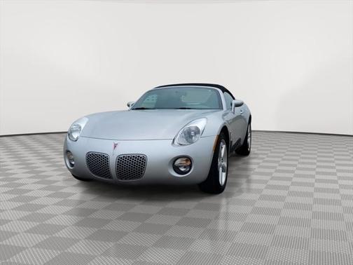 2009 Pontiac Solstice Base