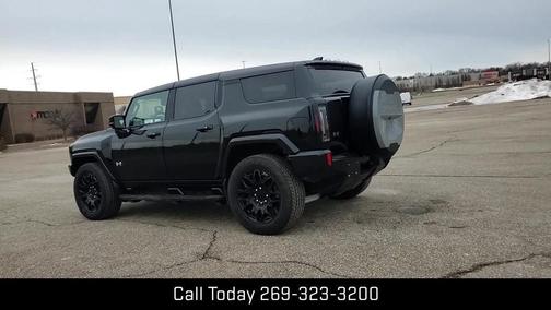 2024 GMC HUMMER EV SUV 2X