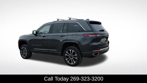 2022 Jeep Grand Cherokee Overland