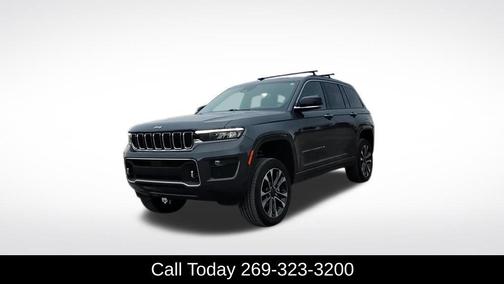 2022 Jeep Grand Cherokee Overland