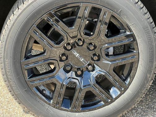 Onyx Black 2026 GMC Sierra EV Extended Range Elevation