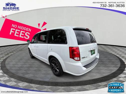 White 2018 Dodge Grand Caravan SE