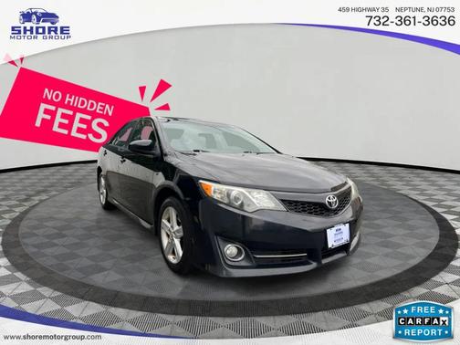 2014 Toyota Camry SE
