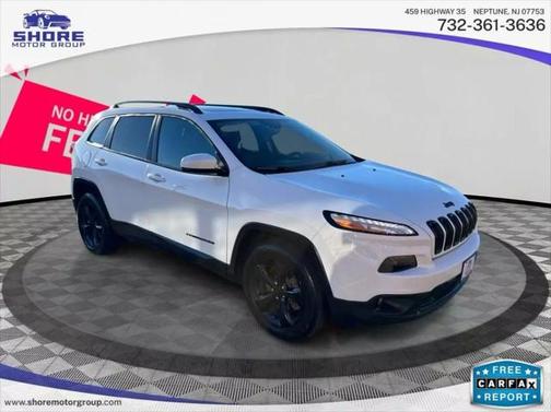 2017 Jeep Cherokee Sport