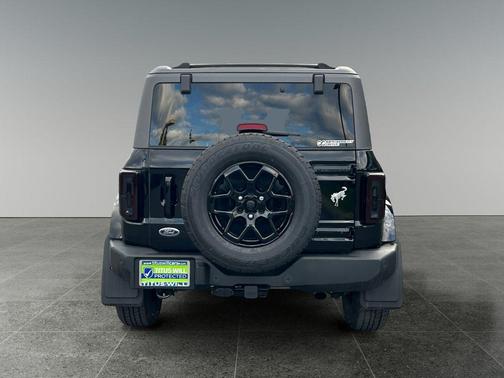 Shadow Black 2024 Ford Bronco Outer Banks