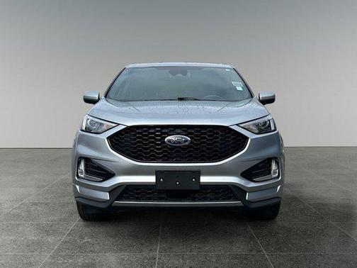2022 Ford Edge ST Line