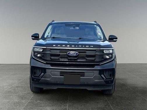 2025 Ford Expedition Max Active 4x4
