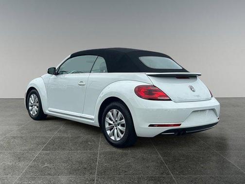 2019 Volkswagen Beetle 2.0T S