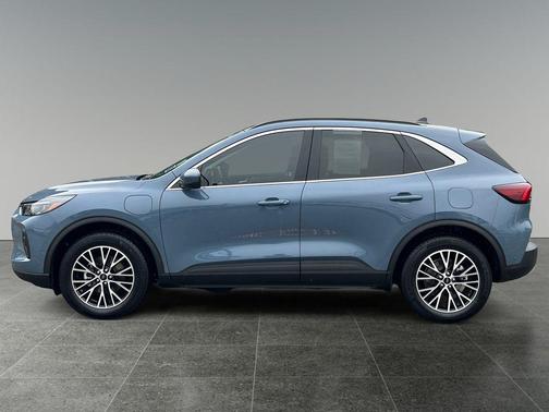 2023 Ford Escape PHEV SE