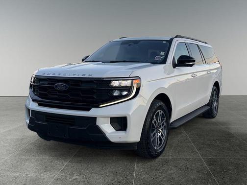 White Metallic 2025 Ford Expedition Max Active 4x4