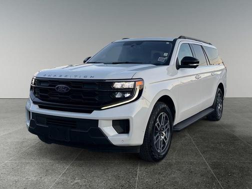 White Metallic 2025 Ford Expedition Max Active 4x4