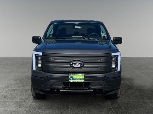 2025 Ford F-150 Lightning Pro