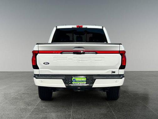 2025 Ford F-150 Lightning Platinum