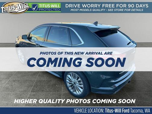 2022 Ford Edge Titanium